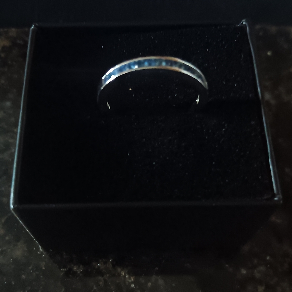 2mmSaphire Genuine Ceylon Blue Channel Set Ring - Picture 2 of 7